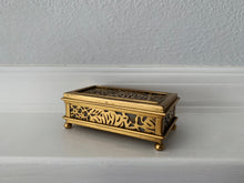 Load image into Gallery viewer, Tiffany Studios Grapevine Pattern Bronze and Glass Stamp Box
